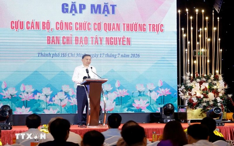Tổng Bí thư, Chủ tịch nước Tô Lâm gặp mặt cựu cán bộ, công chức Cơ quan Thường trực Ban Chỉ đạo Tây Nguyên