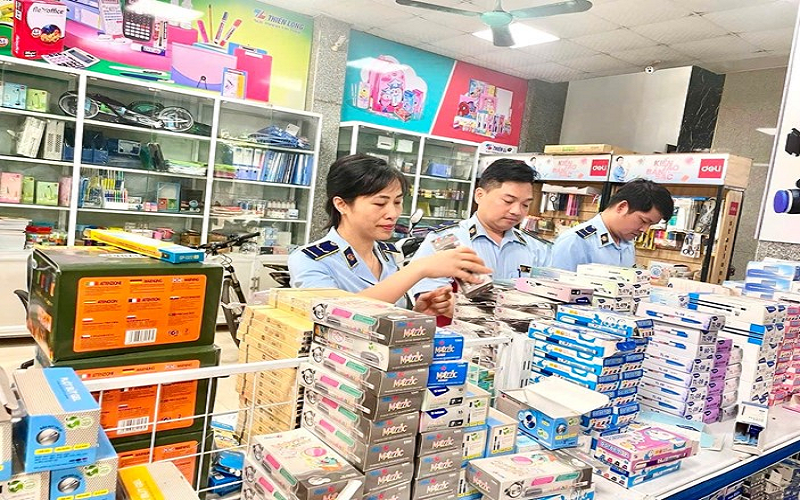 Kiểm tra 25 cơ sở kinh doanh sách giáo khoa, văn phòng phẩm, dụng cụ học tập trên địa bàn tỉnh Bắc Ninh