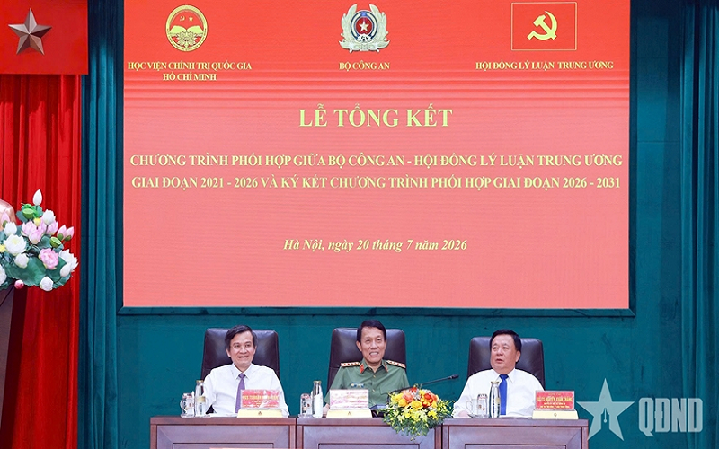 Gắn nghiên cứu lý luận chính trị với thực tiễn bảo vệ an ninh quốc gia