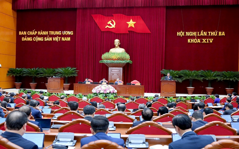 Ngày làm việc thứ tư Hội nghị lần thứ ba Ban Chấp hành Trung ương Đảng khóa XIV