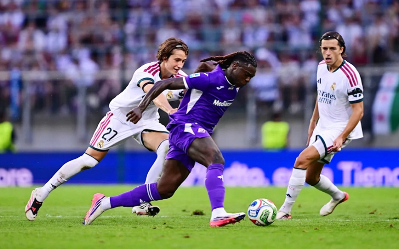 Tin thể thao (2-8): Real hòa kịch tính Fiorentina, MU thắng ngược Atletico
