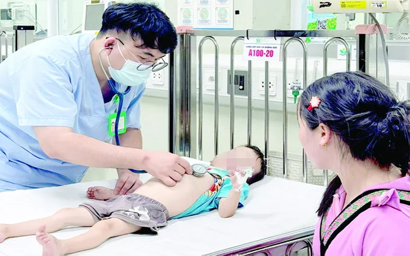 Hà Nội: Số trẻ mắc bệnh Adenovirus tăng cao