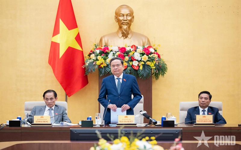 Chủ tịch Quốc hội Trần Thanh Mẫn làm việc với các trưởng cơ quan đại diện Việt Nam ở nước ngoài