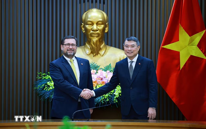 Thủ tướng Lê Minh Hưng tiếp Bộ trưởng Ngoại giao Chile