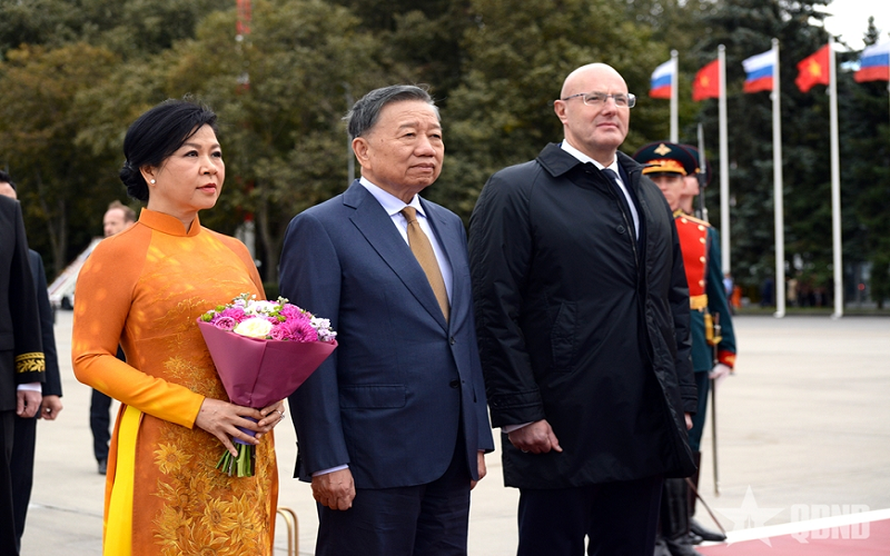 Tổng Bí thư, Chủ tịch nước Tô Lâm và phu nhân bắt đầu thăm cấp Nhà nước Liên bang Nga