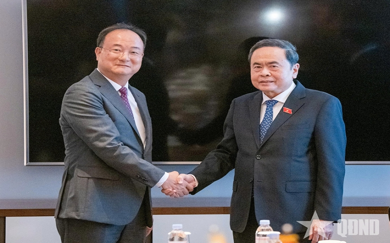 Chủ tịch Quốc hội Trần Thanh Mẫn tiếp lãnh đạo các tập đoàn hàng đầu của Hàn Quốc